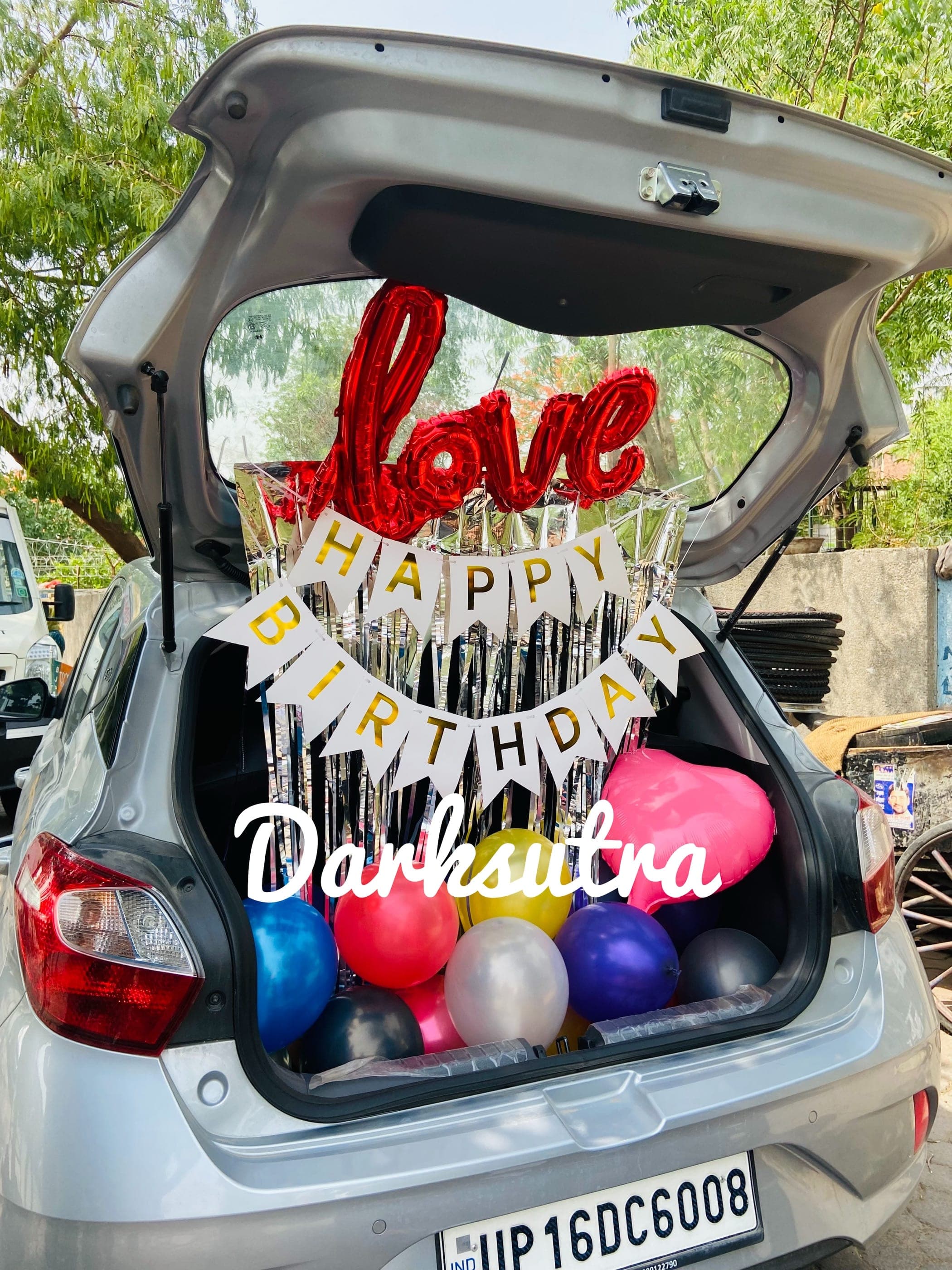 Car Boot Surprise by Dark Sutra — setup 3